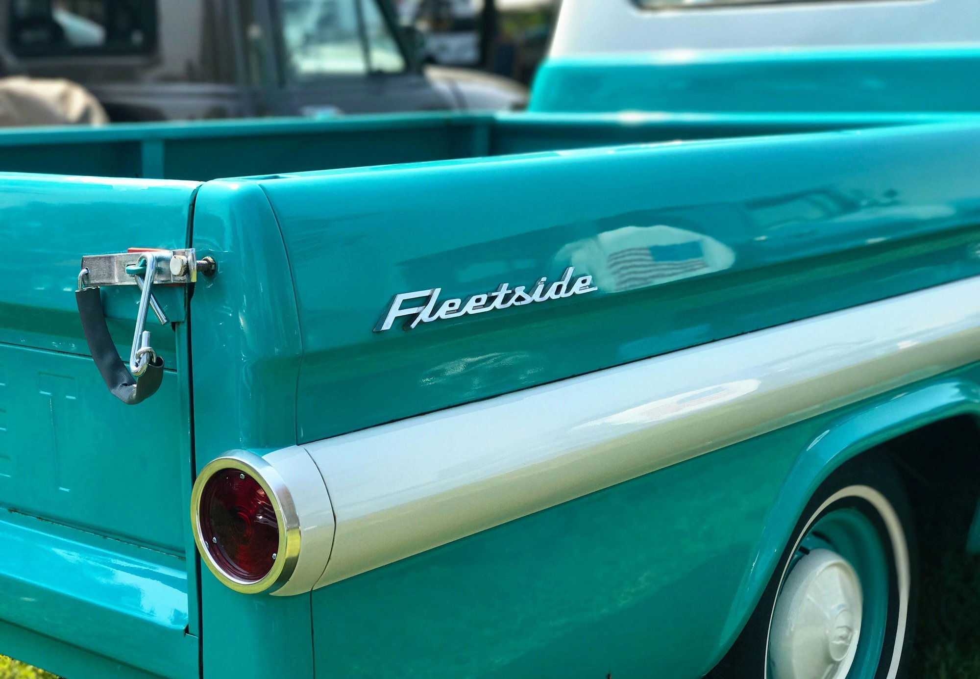 pexels-davidmcbee-583151